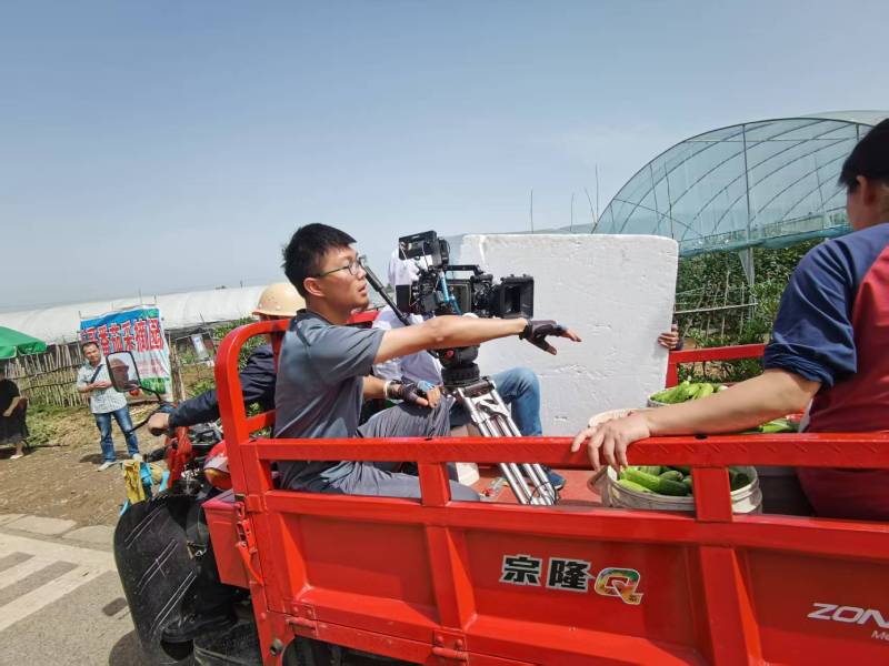 电商爆款背后的推手：鄂伦春自治旗产品视频拍摄公司精准捕捉卖点痛点